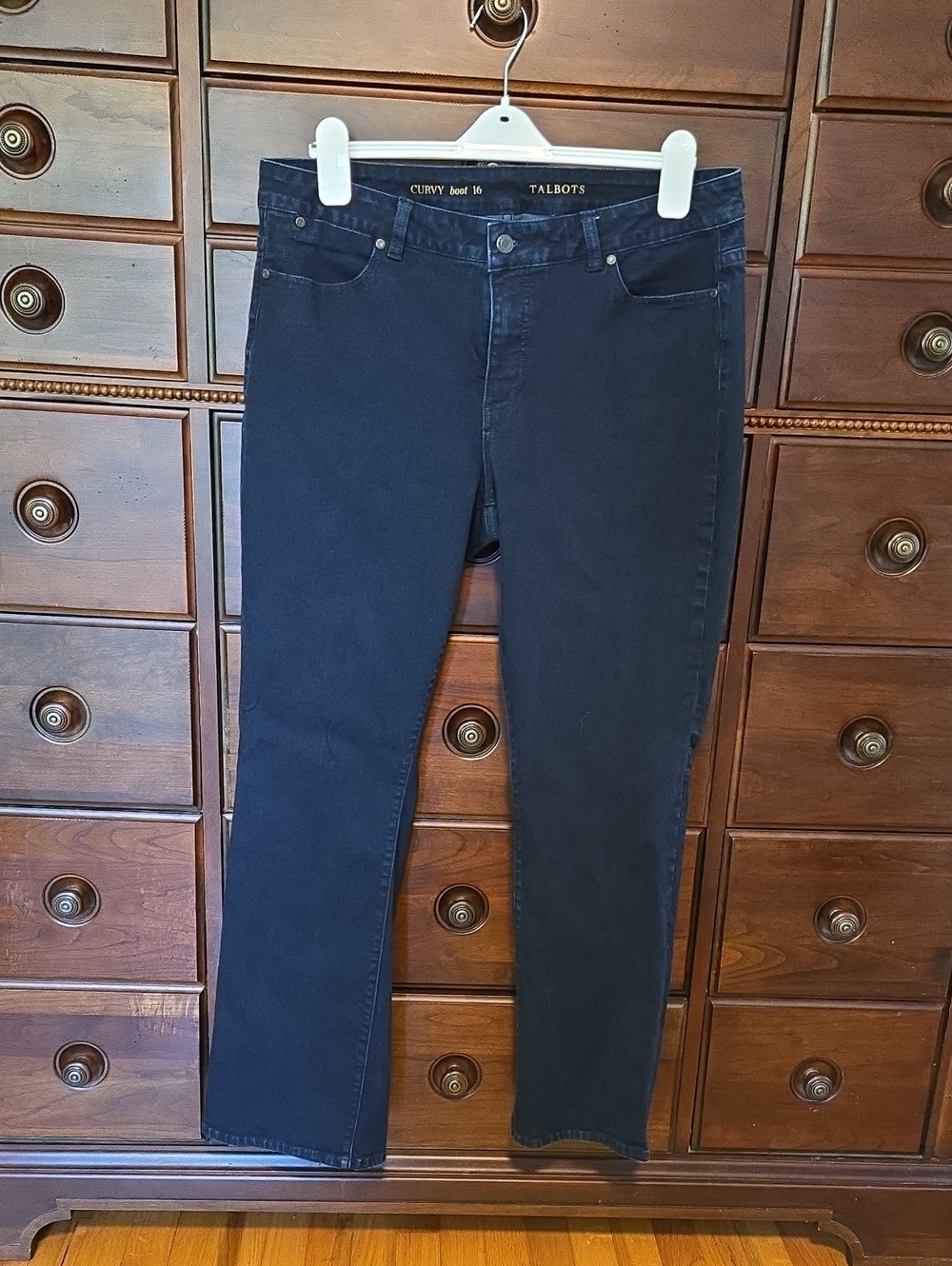 Talbots Curvy Boot Cut Jeans in Dark Blue Size 16. Like new!